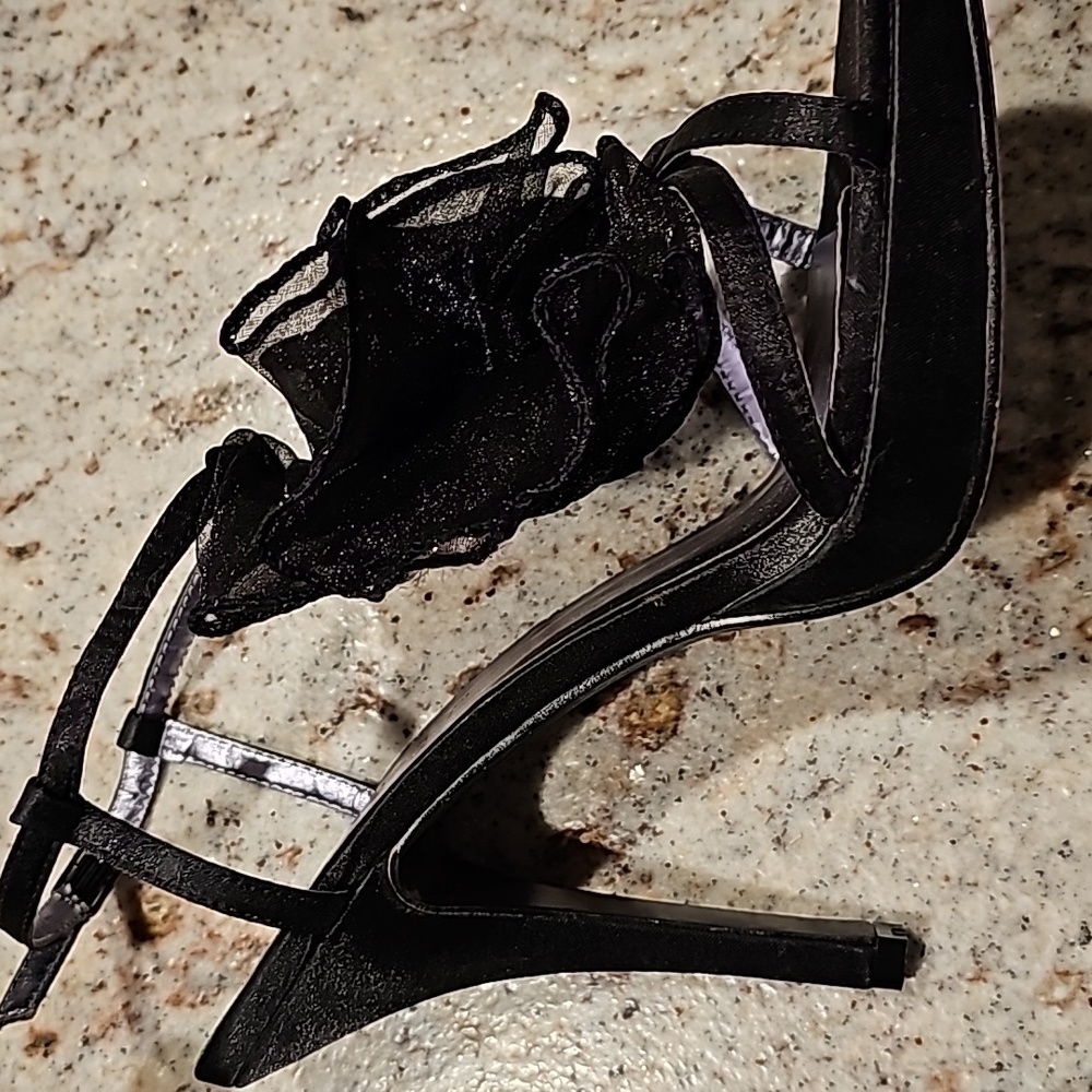 Nadara Black Heel Sandals - Picture 3 of 7